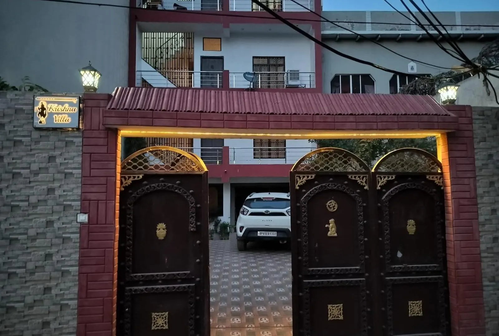 Krishna Villa Varanasi